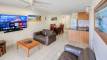 unit-13-kings-beach-caloundra-accommodation-2a.jpg